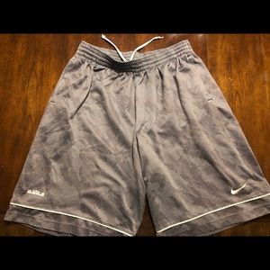 Nike Dri-Fit Lebron James